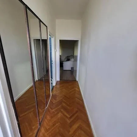 Apartment Wishy Washy House *