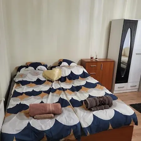 Apartment Wishy Washy House