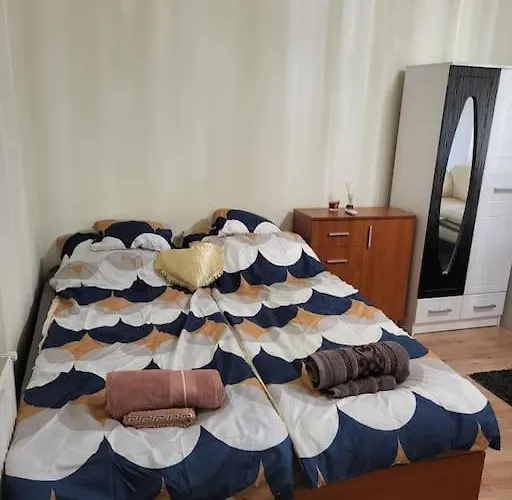 דירה Wishy Washy House
